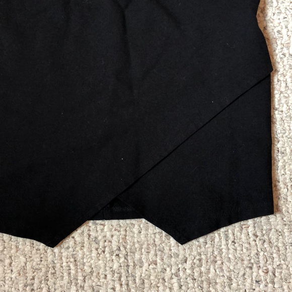 Black mini skirt - Picture 2 of 4